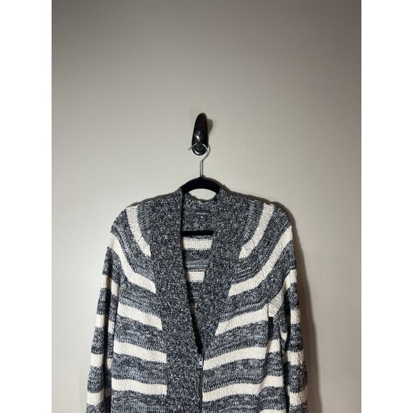 Eddie Bauer Women's Striped Button-Down Cardigan Large - Picture 2 of 11